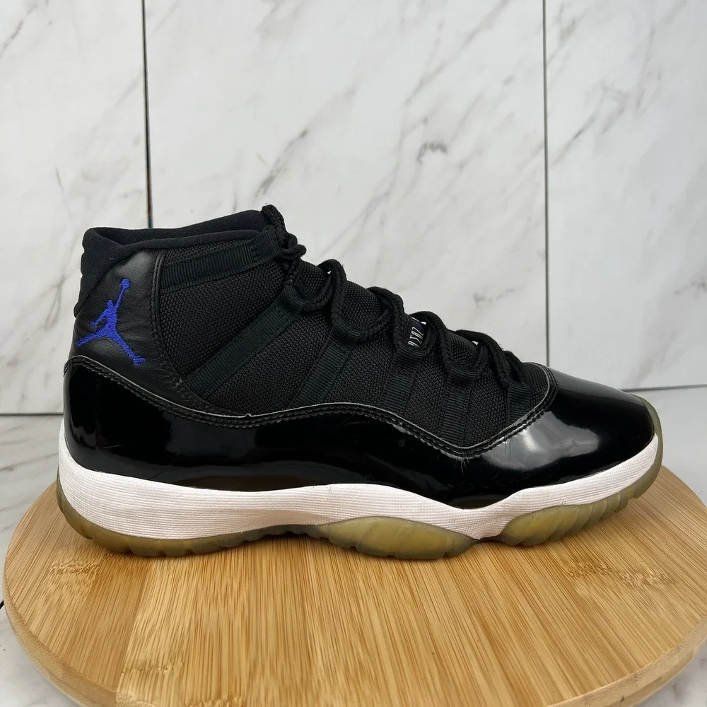 Nike Air Jordan 11 Retro Space Jam Mens Size 9 Black Sneakers Shoes 378037-003